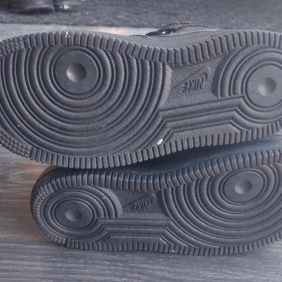 YOUTH NIKE AIR FORCE ONES HIGH TOP - Picture 5 of 5